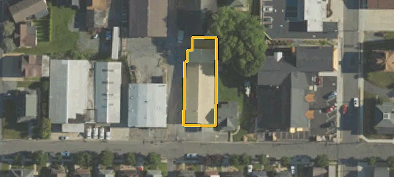 517 Lloyd St