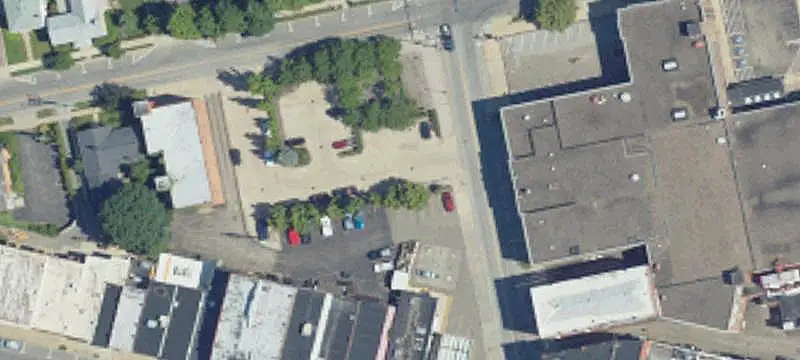 Hickory St