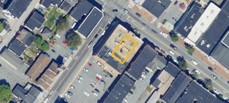 90 Main St