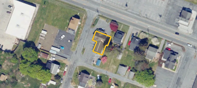 1700 Main St