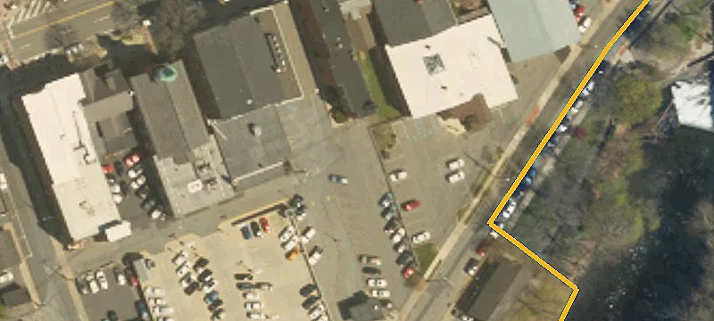 553 Main St