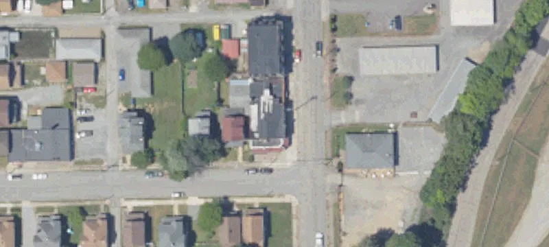 100 Spg Ave