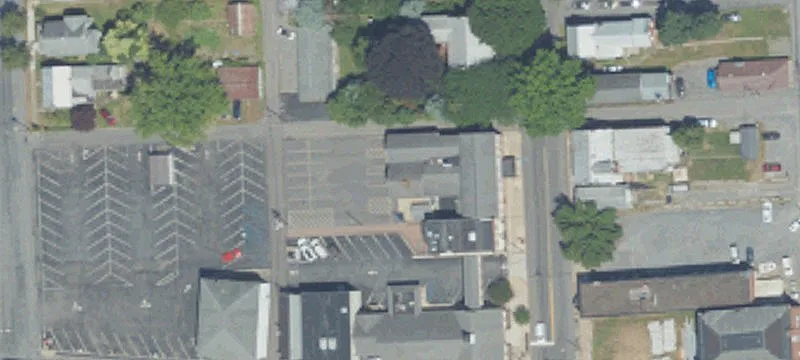 18 Main St