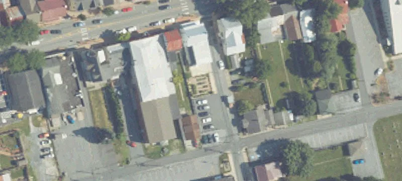 44 Main St