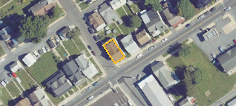 129 Main St