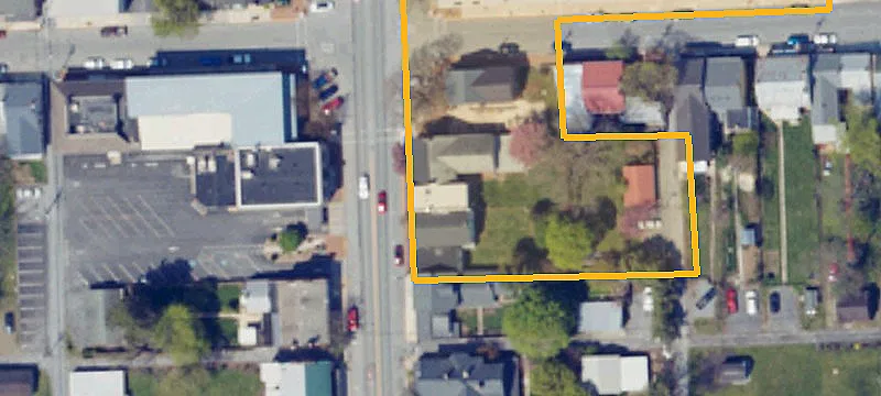 13 Main St