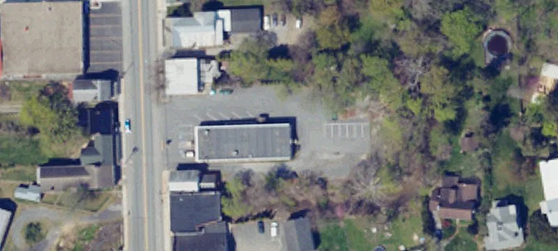 123 Main St