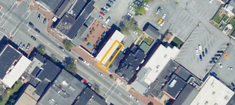 35 Main St