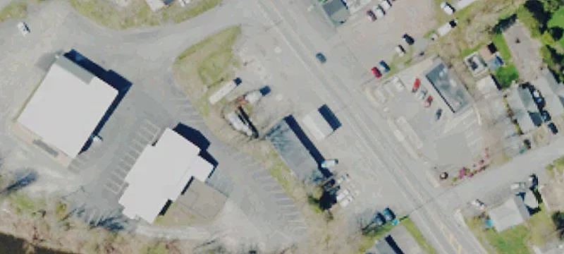 Willow Ave