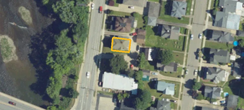 10 Conewango Ave
