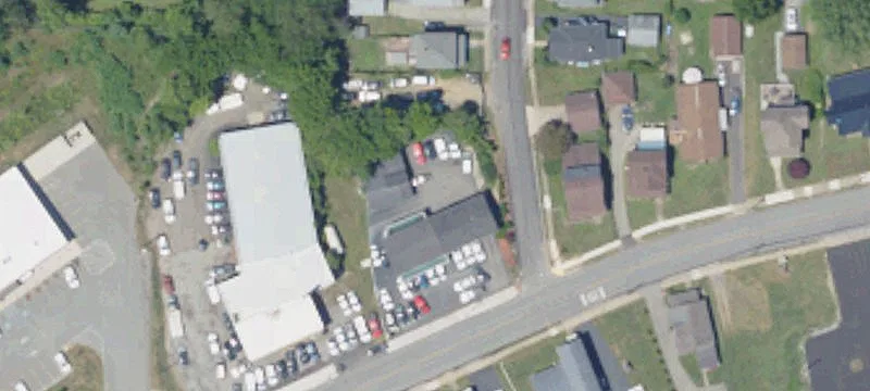 831 Croton Ave