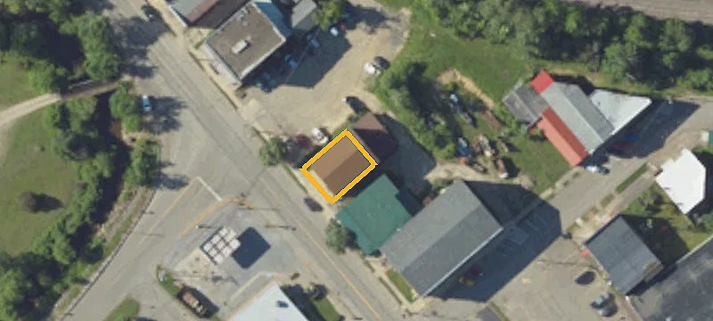 27 Main St