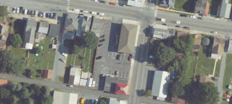 124 Main St