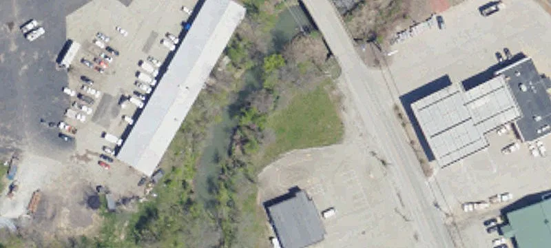 Henderson Ave