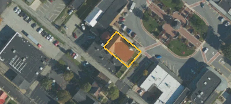 105 Main St