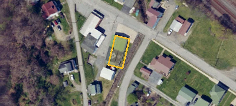 384 Main St