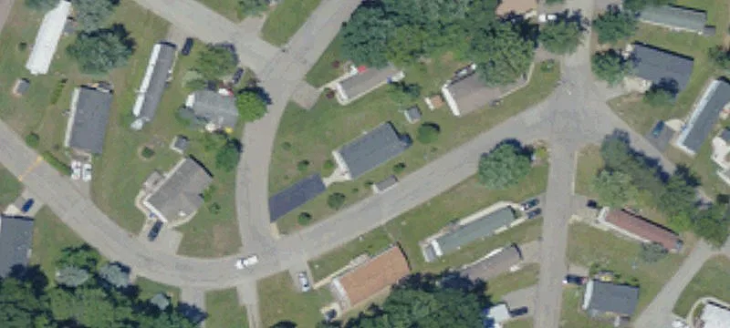 102 Holly Dr