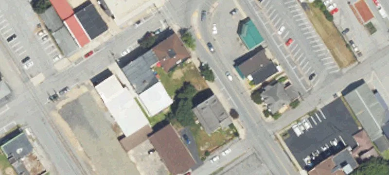 7 Frnt St