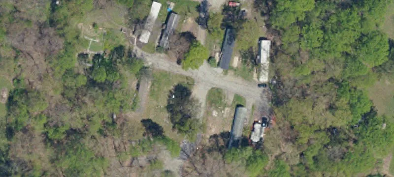 1008 Peachtree Ln