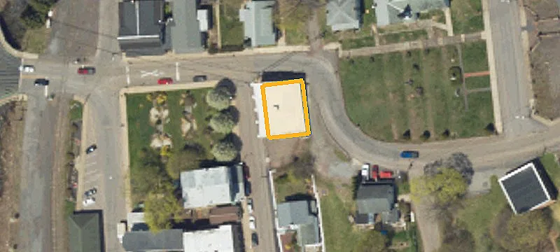 135 Carbon St