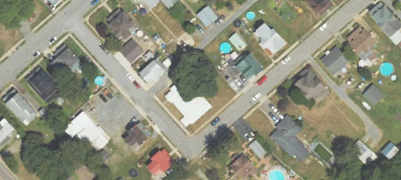 106 3rd St