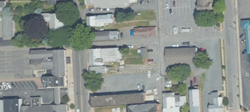 23 Main St