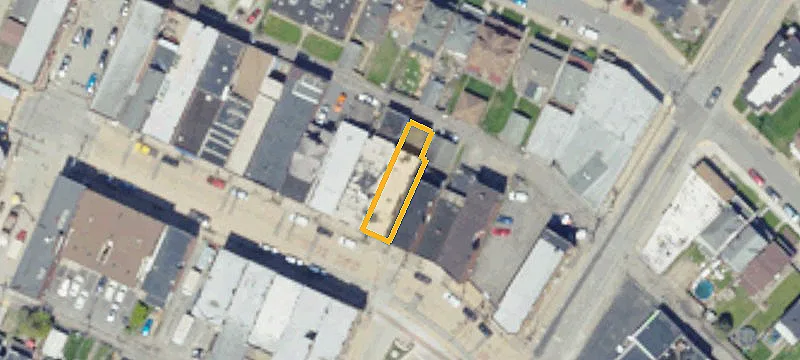 712 Broadway Ave