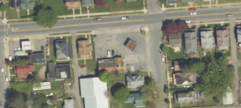 1037 High St