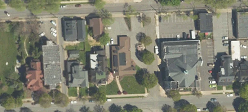 500 4th St