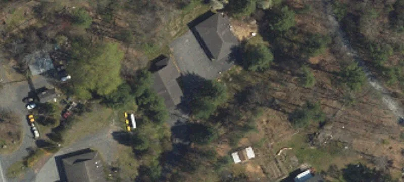 220 Leap Frog Ln