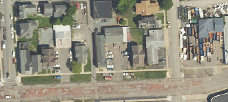516 3rd St