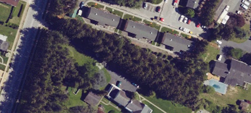 Moul Ave