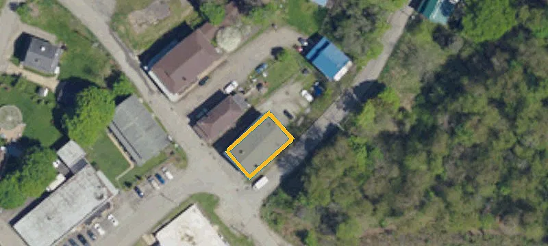 329 Broadway Ave