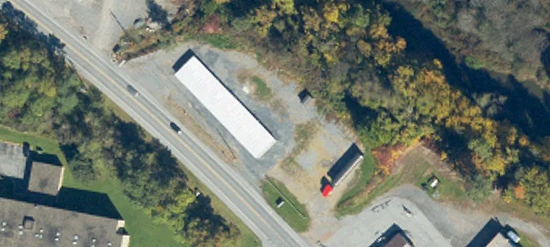 Railroad Ave