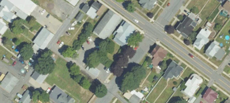 196 Water St