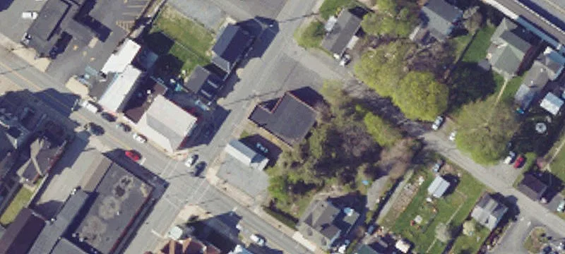 10 Division St