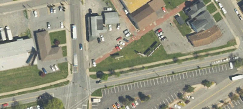 Dubois St
