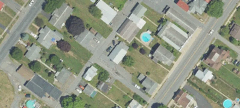 129 Main St