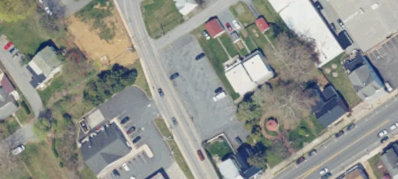 111 King St