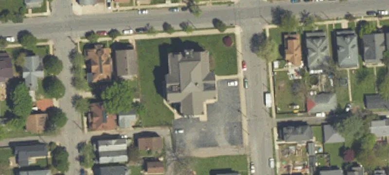 845 Park Ave