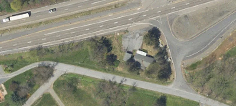 8239 Rte 220th Hwy