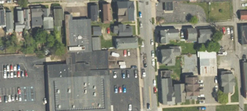 313 Locust St