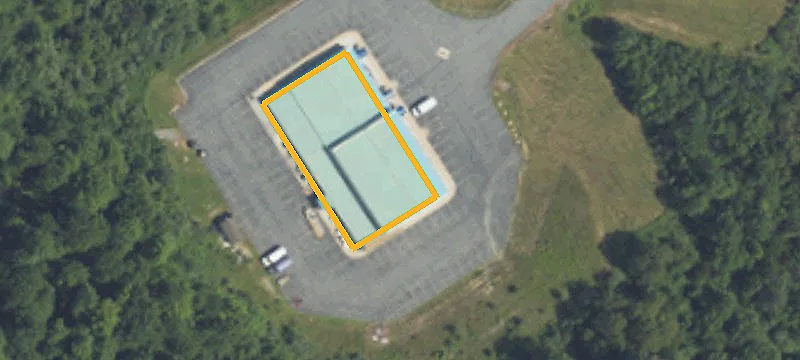 101 Lion Ln