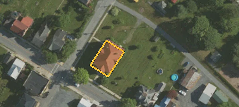 313 Main St