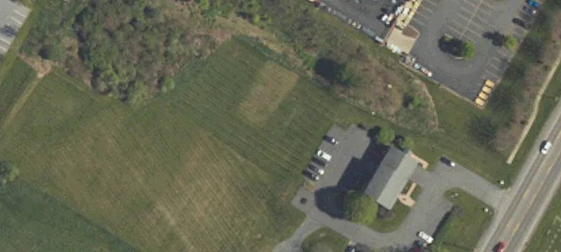 915 Benner Pike