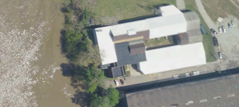 101 6th St