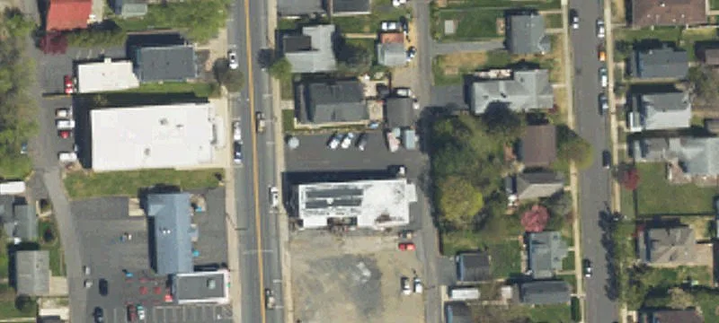 Main St