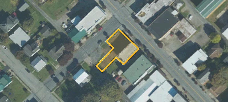 301 Main St