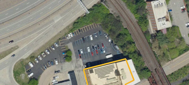 600 Riv Ave