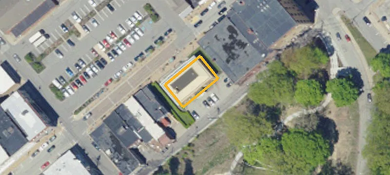 132 Main St
